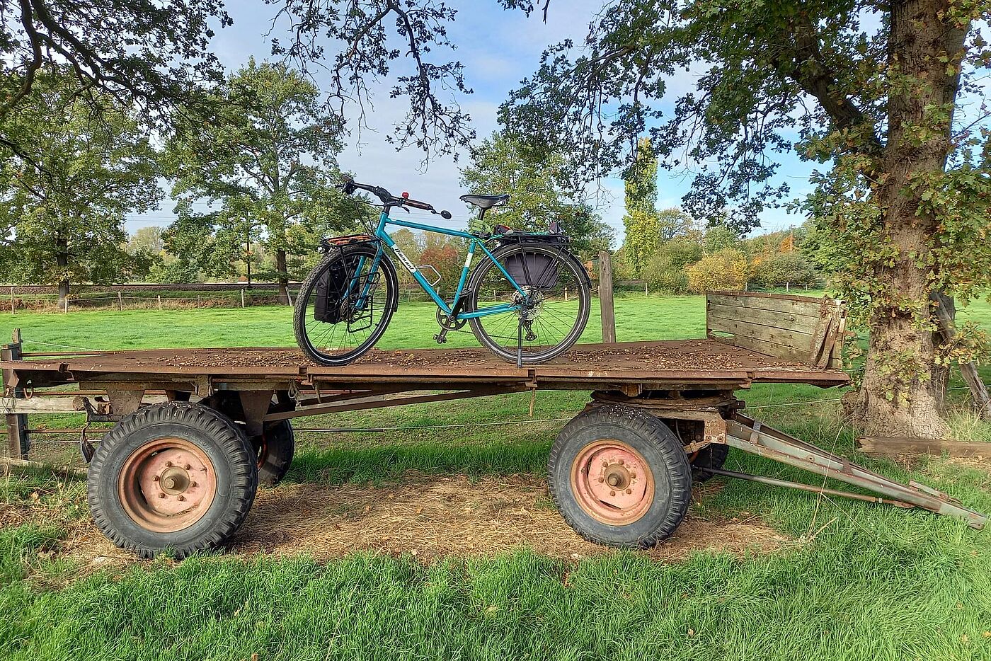 18 Der fahrbare Untersatz AUF dem fahrbaren Untersatz - Urheberrecht - Urheberrecht: Michael Roth ADFC Burgdorf-Uetze / ADFC Langenhagen