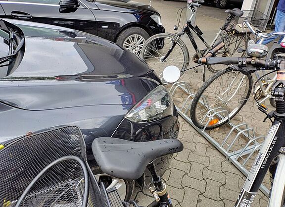 Bild 1: Fahrrad-Abstellpatz Osttor