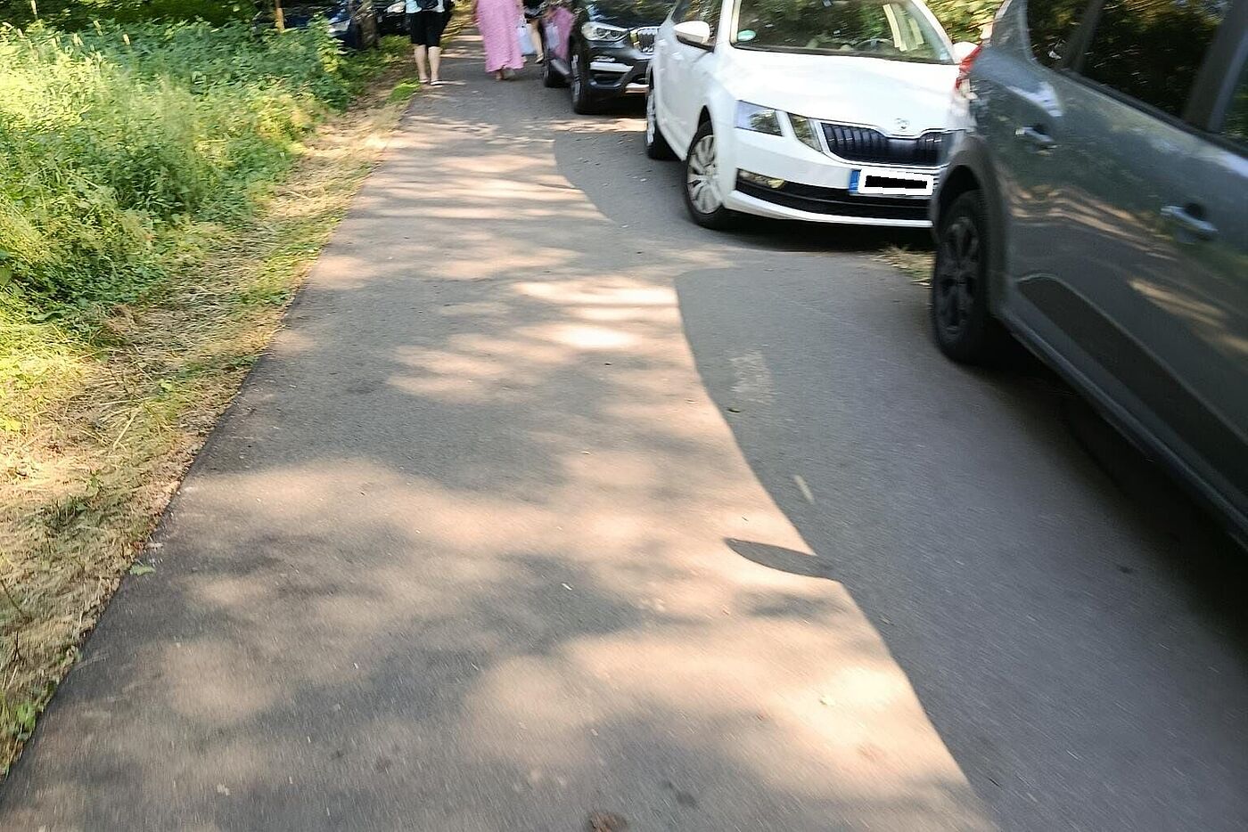 Fuß- und Radwege sind KEINE Kfz-Parkplätze