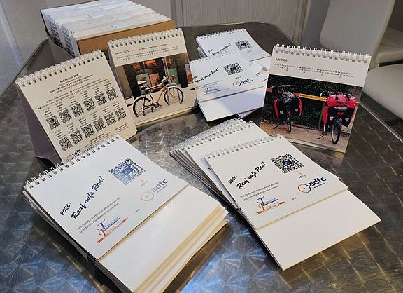 Premiere / Erstausgabe: Der 12-Fahrrad-Bild-Kalendsr 2026 - Urheberrecht: "Tradition und Fairness / T&F" und "ADFC-Ortsgruppe Langenhagen""