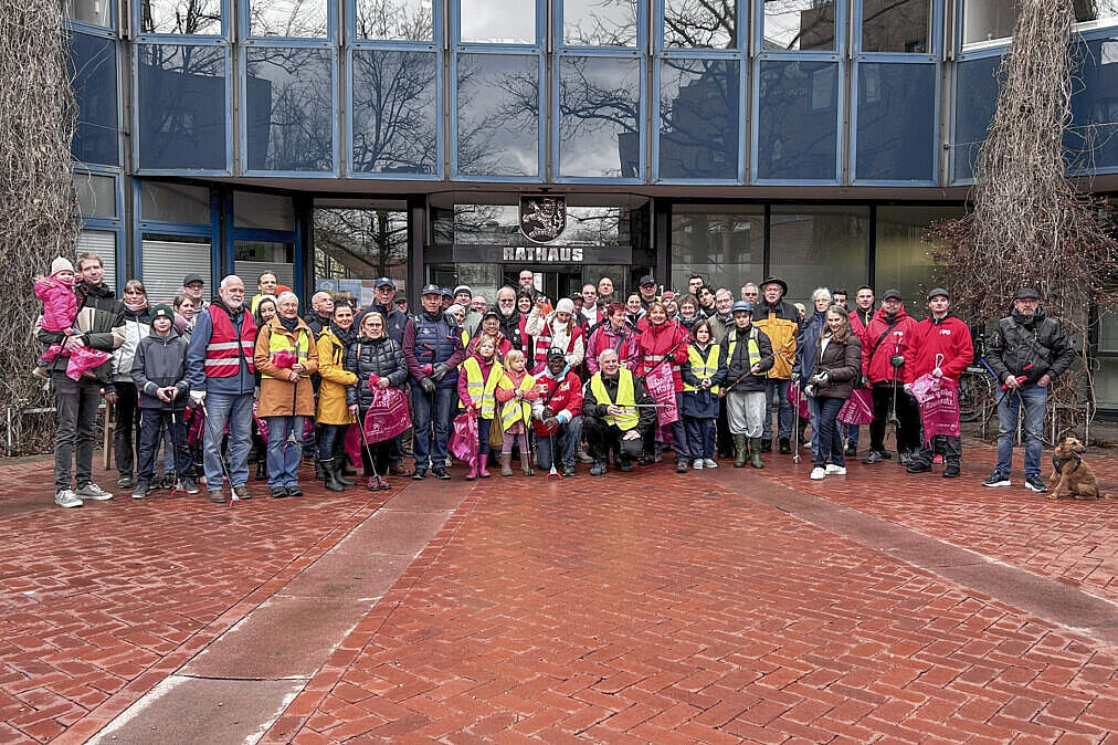 Langenhagen sammelt Müll im Stadtzentrum: Samstag, 14. März 2026 (C) Stadt Langenhagen / ADFC Langenhagen