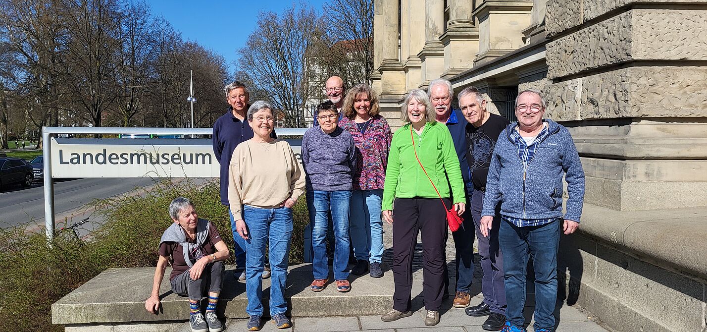 Bild von der zweiten K³-Radtour, vor dem Landesmuseum.