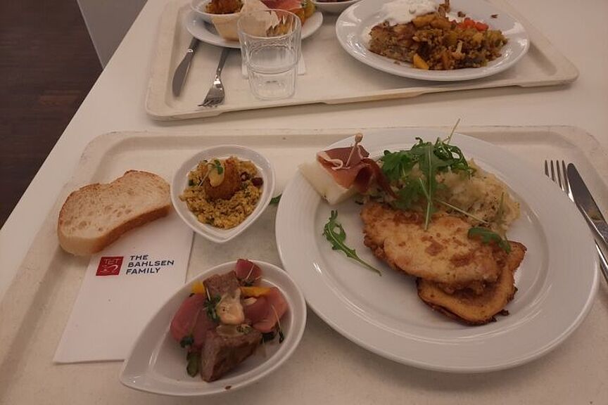 All you can eat: Das Buffet im Bahlsen-Stammhaus Buffet