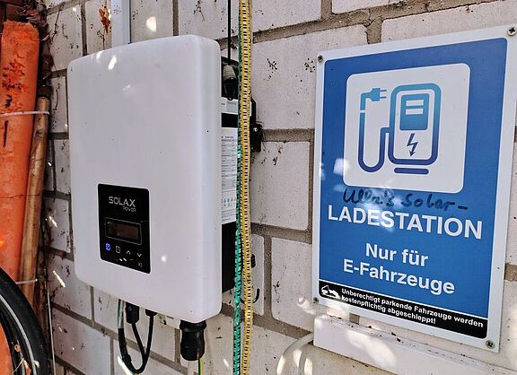0,00 € pro kWh elektrische Energie*): E-Fahrrad-Ladestation 